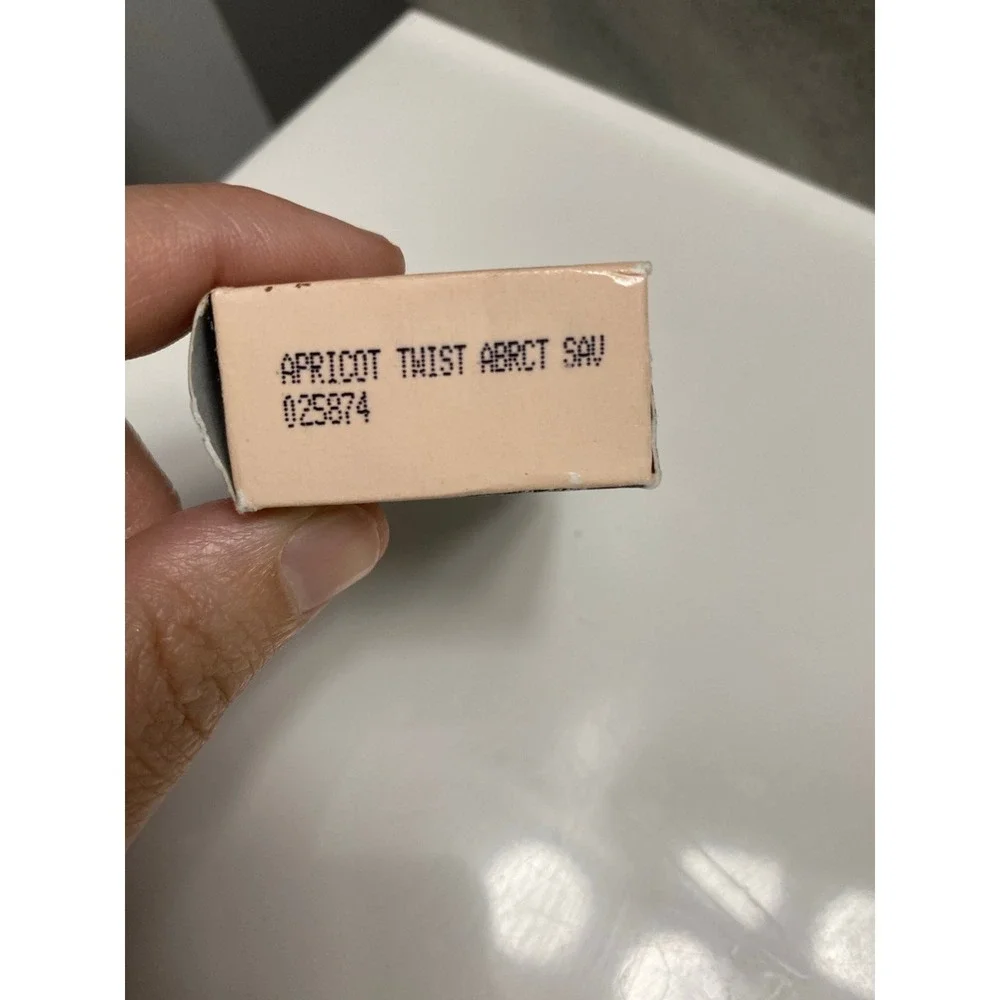 Mary Kay APRICOT TWIST cream‎ eye color Shadow
